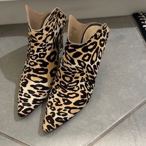 Leopard print hair Joe’s slide on booties size 10 worn once